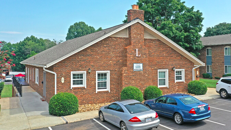 Photo of the Listing
