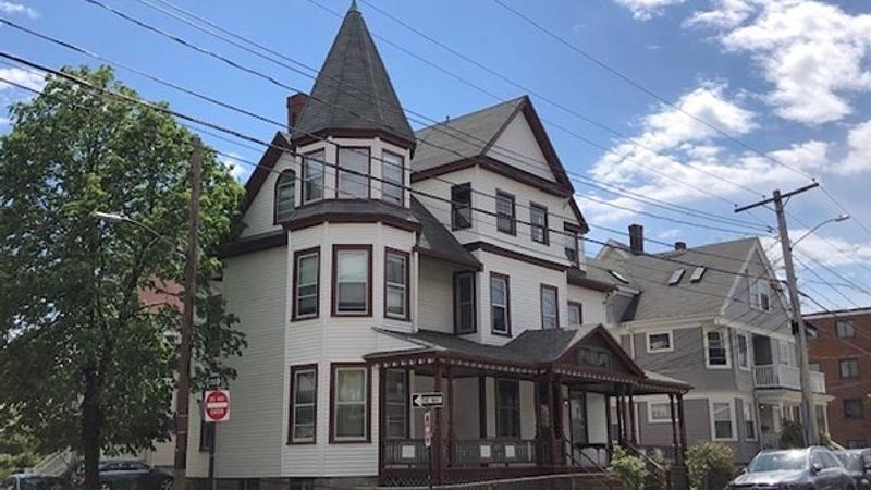 Photo of the Listing