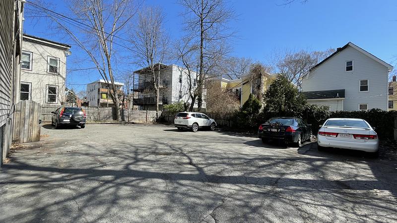 Photo of the Listing