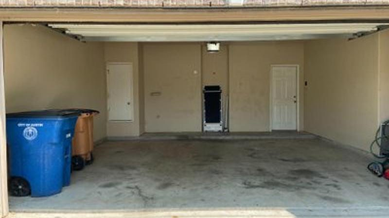 Photo of the Listing