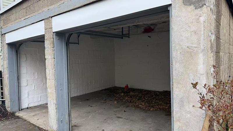 Photo of the Listing